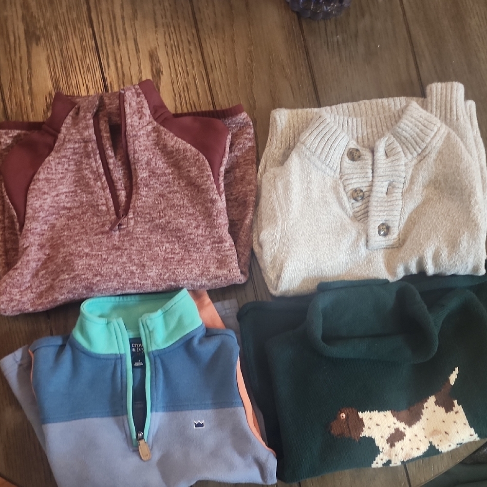 Boys Sweaters Amd Quarter Zips (4), (1) Crown&ivy, (1)carters, (1)bailey Boys,(1
